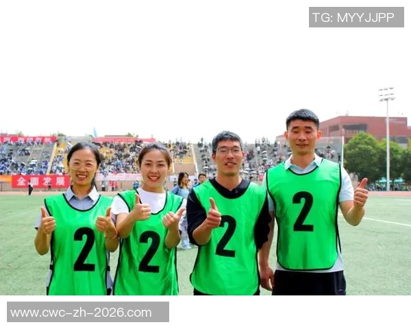 电子科大足球队奋勇拼搏展现青春风采助力校园文化建设与团队精神提升